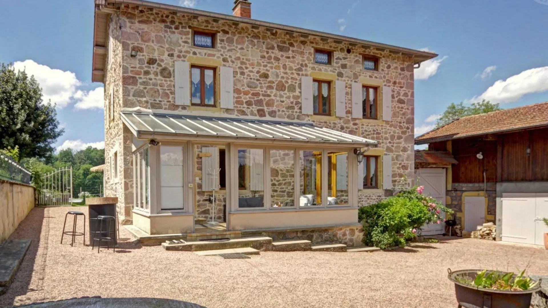 Gite Avec Piscine, Cheminee, Jardin, Et Animaux Acceptes - Fr-1-496-32 Belmont-de-la-Loire