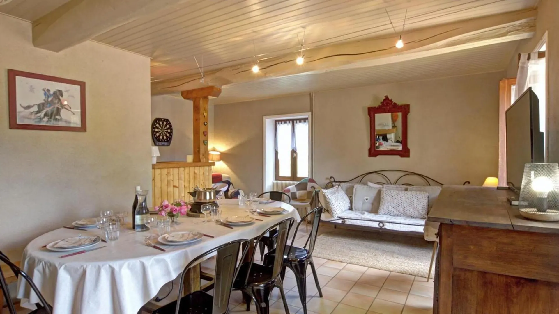 Prázdninový dům Gite Avec Piscine, Cheminee, Jardin, Et Animaux Acceptes - Fr-1-496-32 Belmont-de-la-Loire Francie